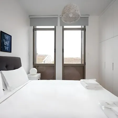 Loft Is A 2 Bedroom Appartement *